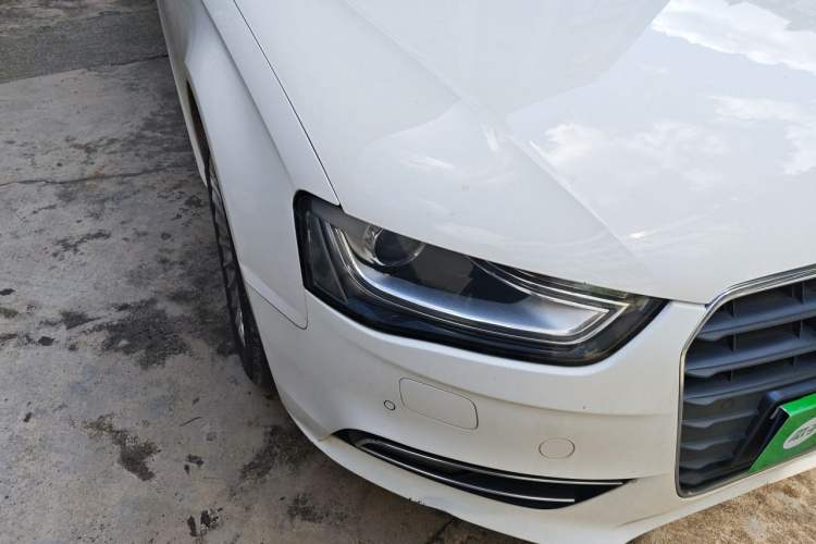 Used Audi A4L 2013 35 TFSI Automatic Technology Edition Right Front Headlight