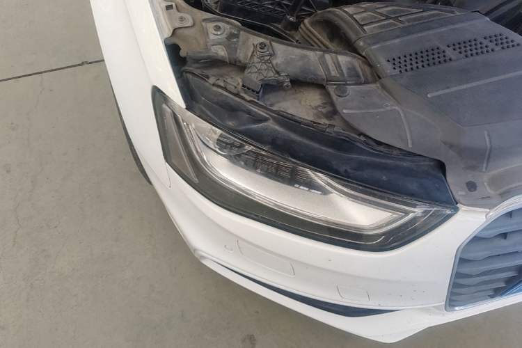Used Audi A4L 2013 40 TFSI quattro Individual Sport Edition Right Front Headlight