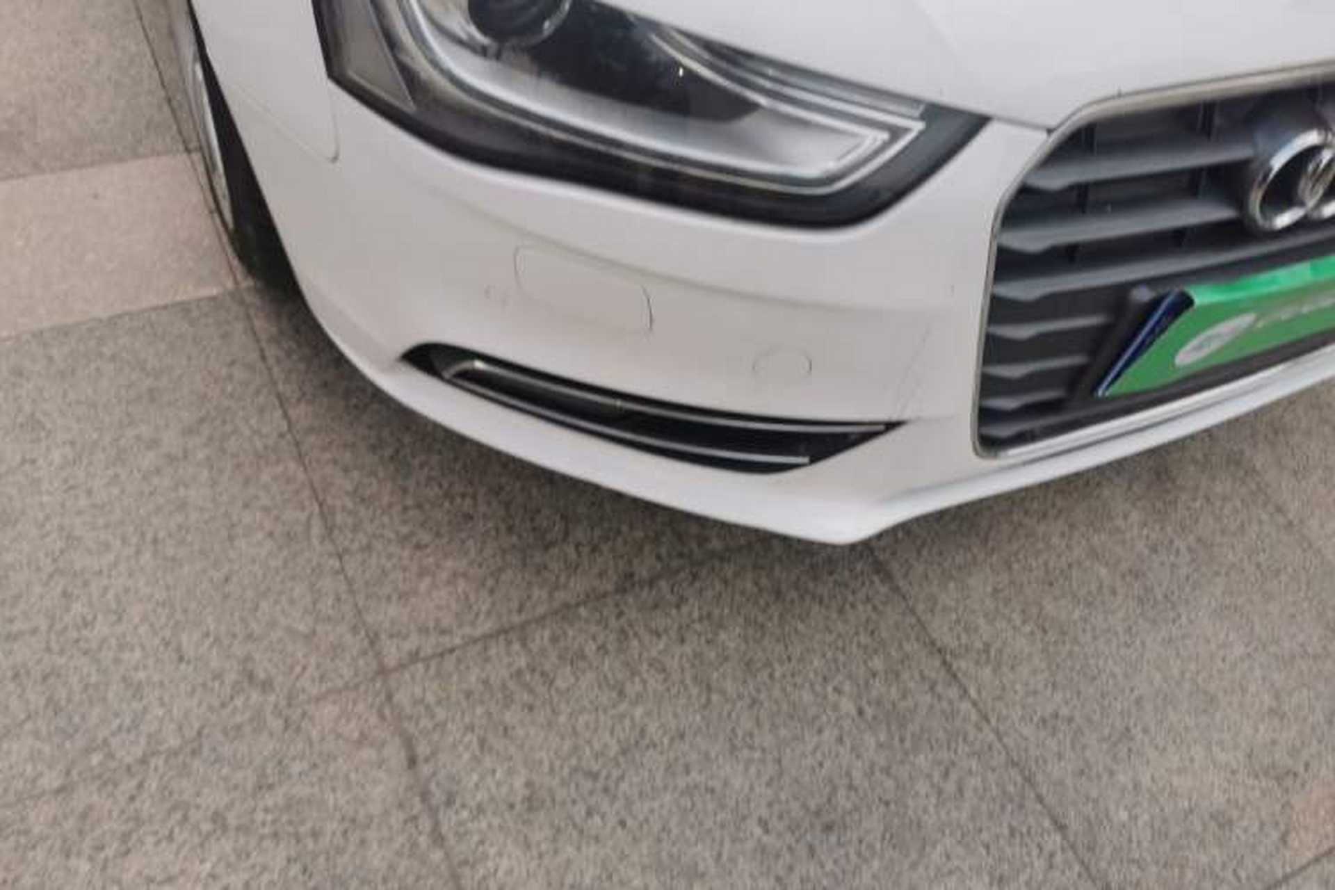 Used Audi A4L 2013 35 TFSI Automatic Comfort Model Right Front Headlight