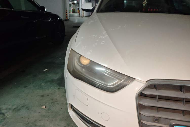 Used Audi A4L 2013 35 TFSI Automatic Technology Edition Right Front Headlight