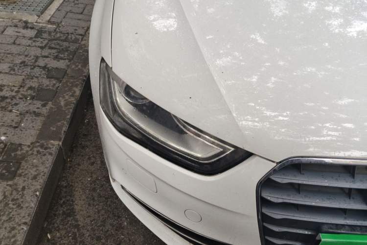 Used Audi A4L 2013 35 TFSI Automatic Comfort Model Right Front Headlight