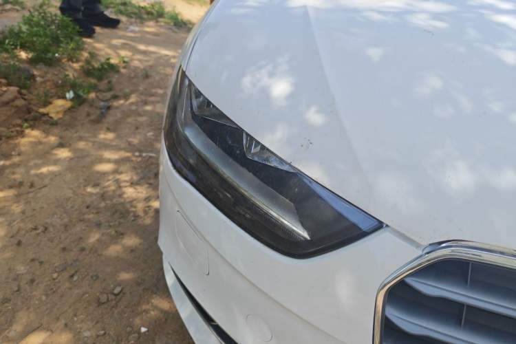 Used Audi A4L 2013 30 TFSI Automatic Comfort Model Right Front Headlight