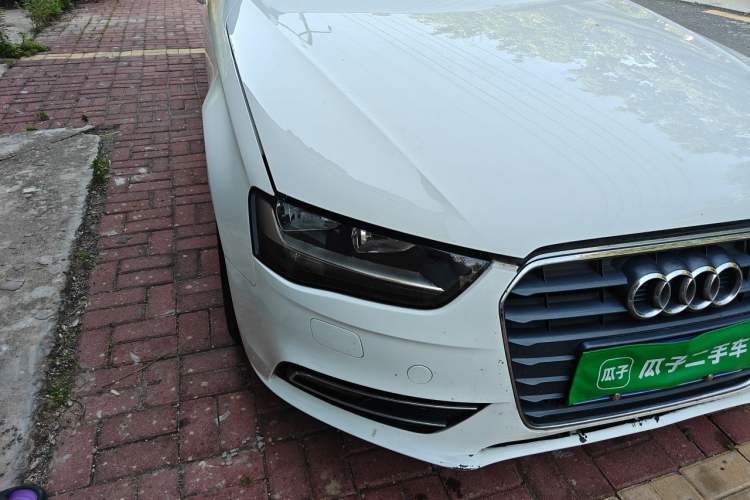 Used Audi A4L 2013 30 TFSI Automatic Comfort Model Right Front Headlight