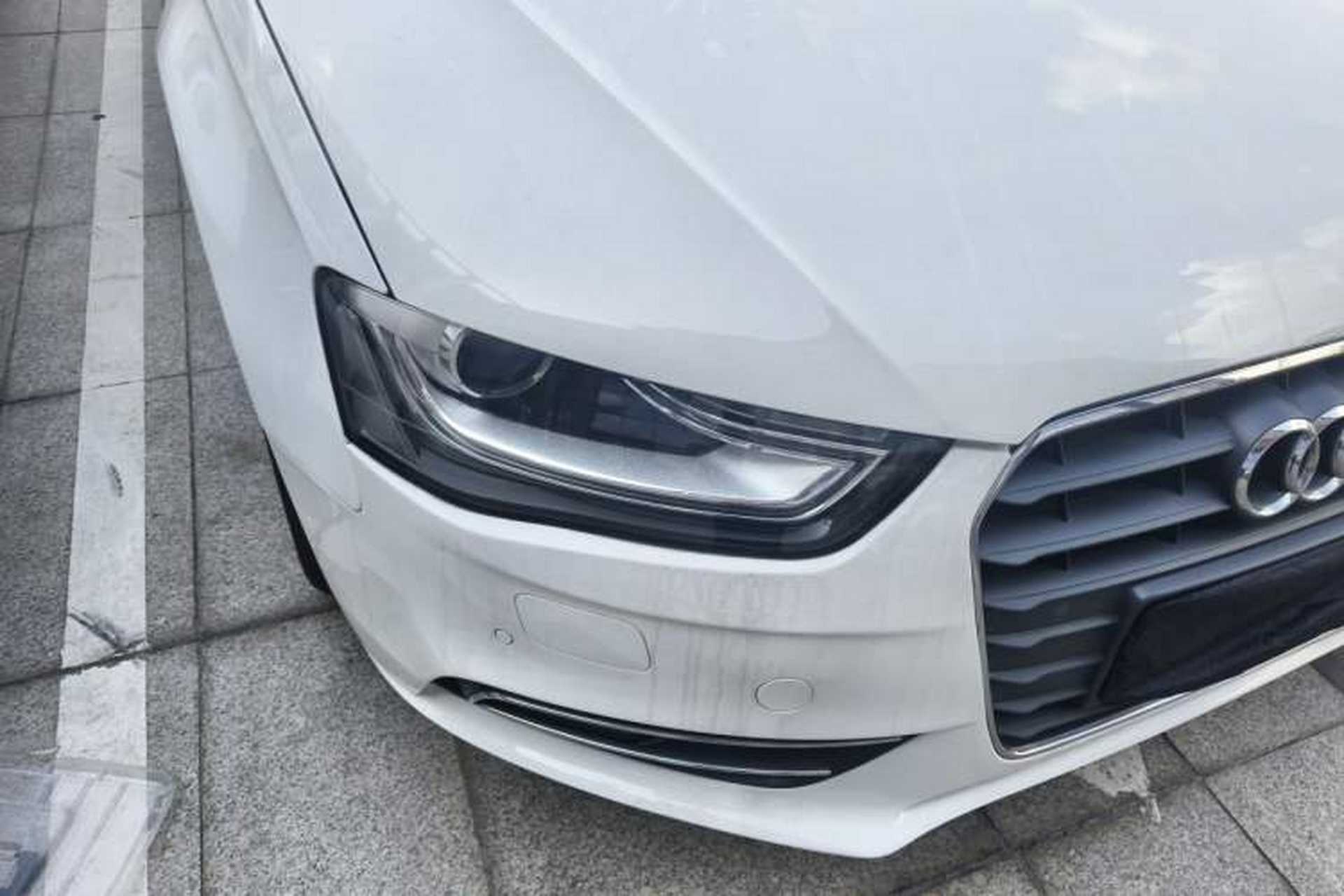 Used Audi A4L 2013 35 TFSI Automatic Standard Model Right Front Headlight