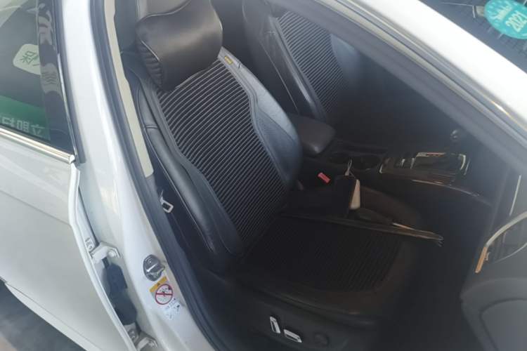 Used Audi A4L 2013 35 TFSI Automatic Comfort Model Right Front Seat