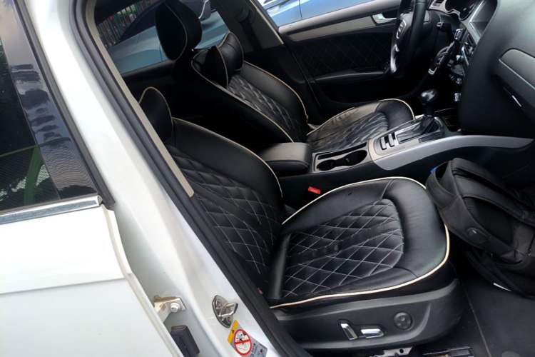 Used Audi A4L 2013 30 TFSI Automatic Comfort Model Right Front Seat