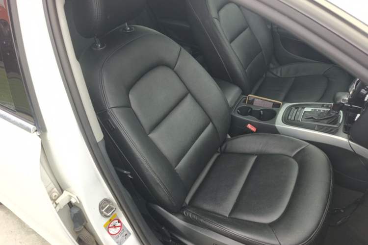 Used Audi A4L 2013 35 TFSI Automatic Standard Model Right Front Seat