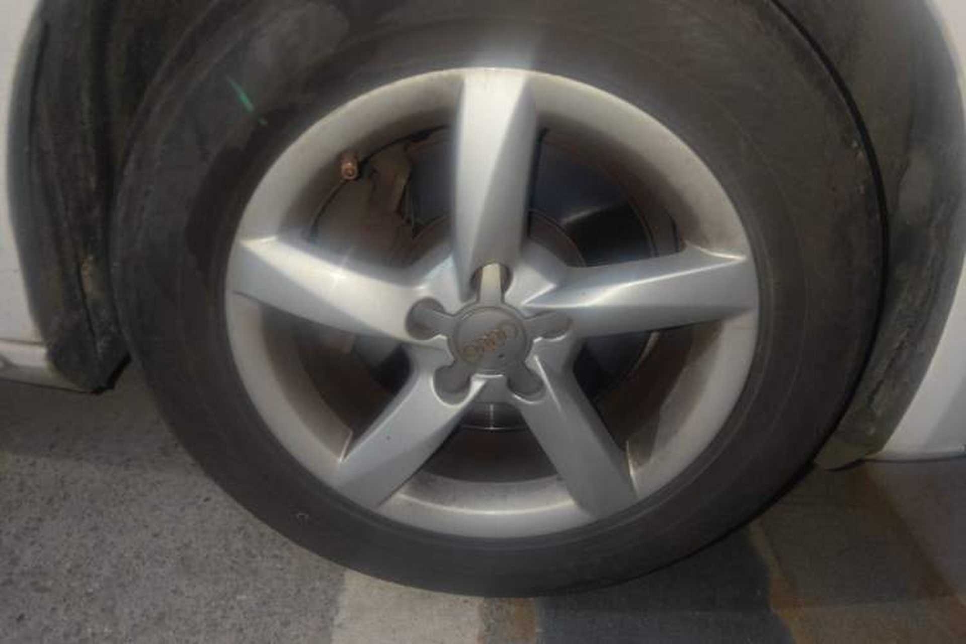 Used Audi A4L 2013 35 TFSI Automatic Comfort Model Right Front Wheel Hub