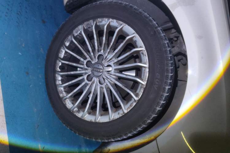 Used Audi A4L 2013 40 TFSI quattro Individual Sport Edition Right Front Wheel Hub