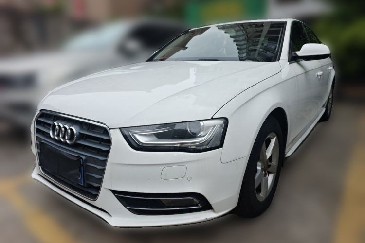 Used Audi A4L 2013 35 TFSI Automatic Comfort Model Guazi used car, China used car export, Used car for sale, Used cars, Cheapest cars for sale