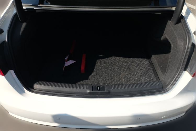 Used Audi A4L 2013 35 TFSI Automatic Standard Model Trunk