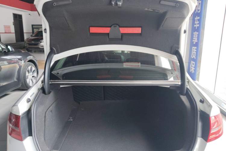 Used Audi A4L 2013 35 TFSI Automatic Standard Model Trunk