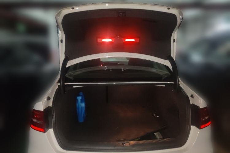 Used Audi A4L 2013 35 TFSI Automatic Comfort Model Trunk