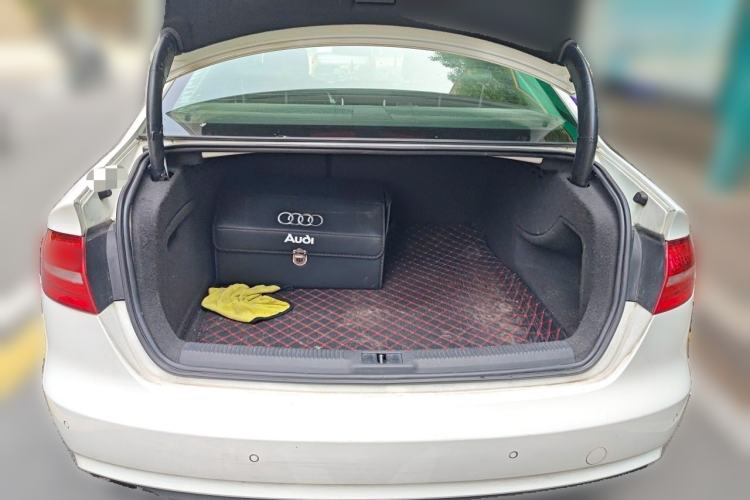 Used Audi A4L 2013 35 TFSI Automatic Comfort Model Trunk