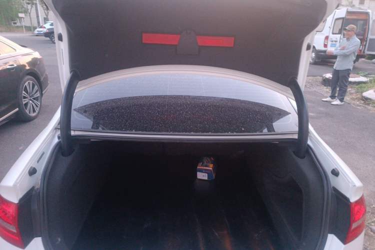Used Audi A4L 2013 35 TFSI Automatic Comfort Model Trunk