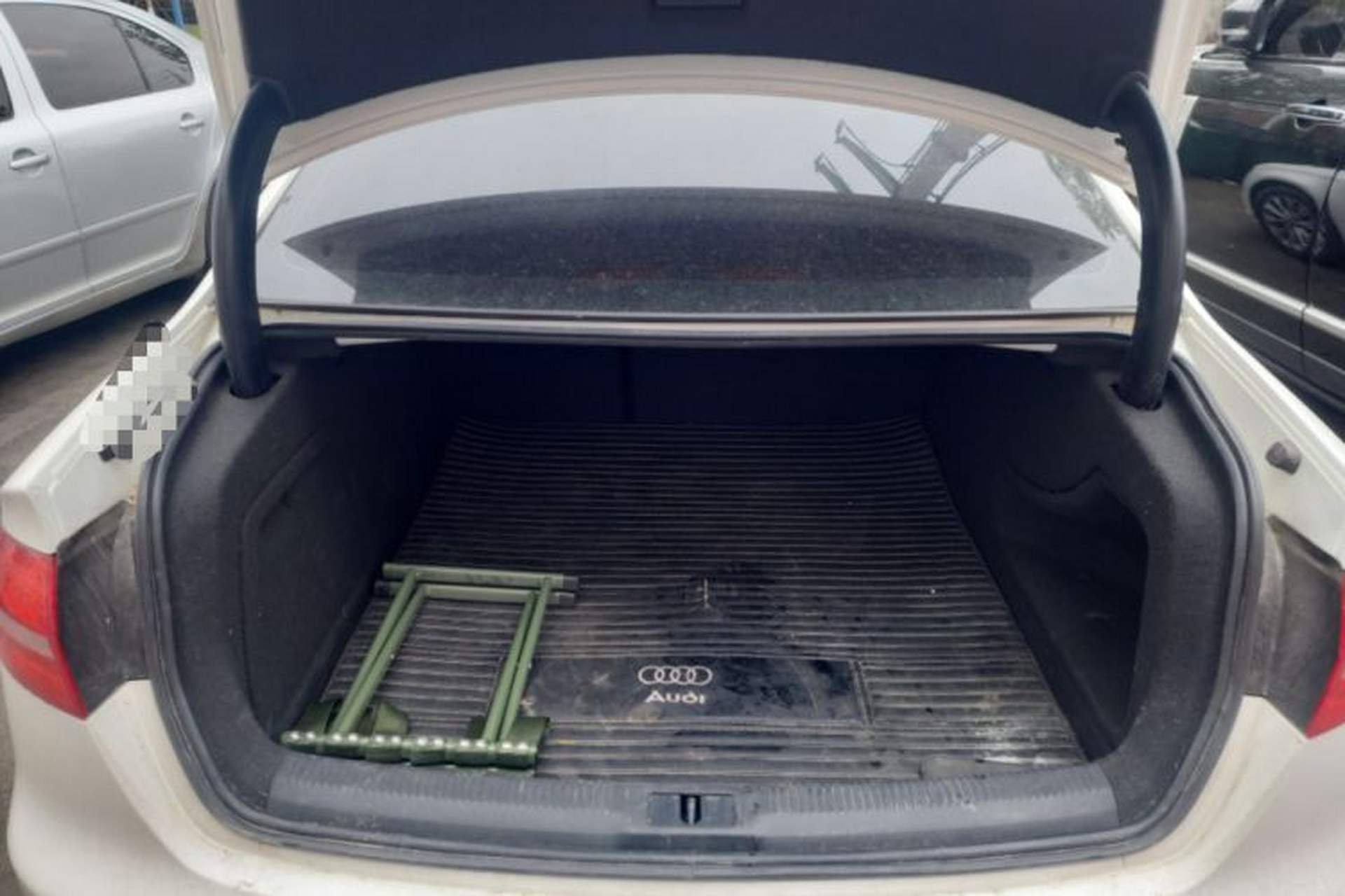 Used Audi A4L 2013 35 TFSI Automatic Technology Edition Trunk