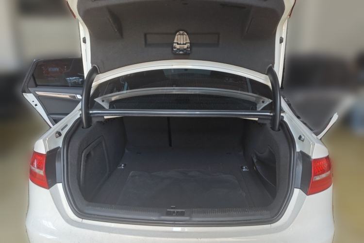 Used Audi A4L 2013 35 TFSI Automatic Comfort Model Trunk