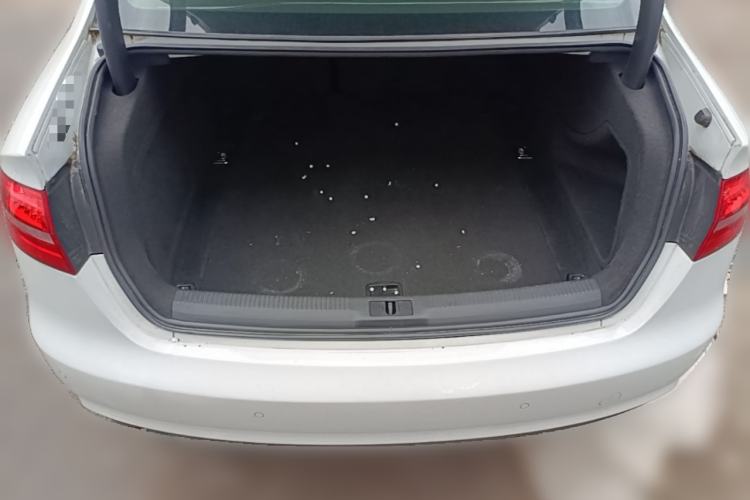 Used Audi A4L 2013 35 TFSI Automatic Standard Model Trunk