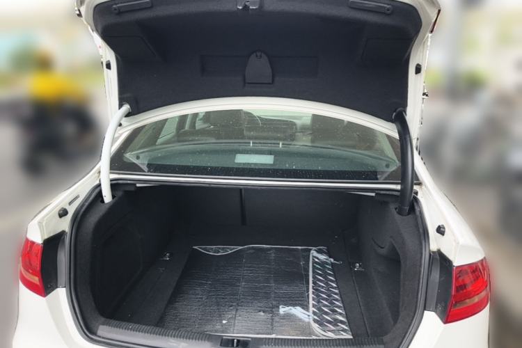 Used Audi A4L 2013 30 TFSI Automatic Comfort Model Trunk