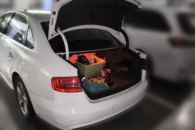 Used Audi A4L 2013 35 TFSI Automatic Standard Model Trunk