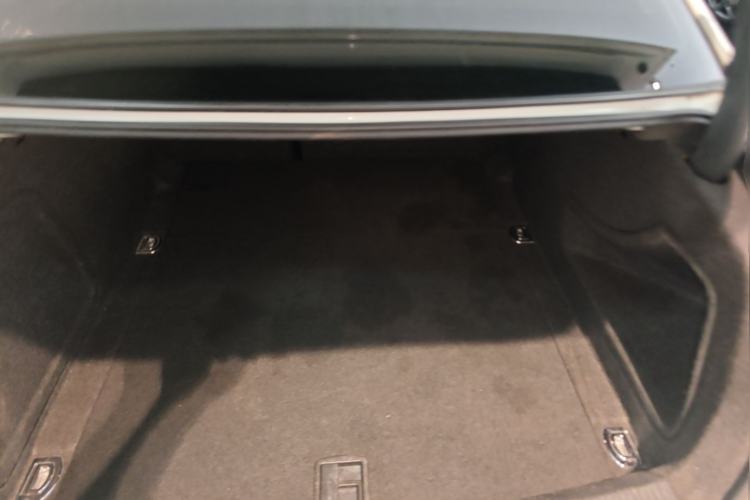Used Audi A4L 2013 35 TFSI Automatic Standard Model Trunk