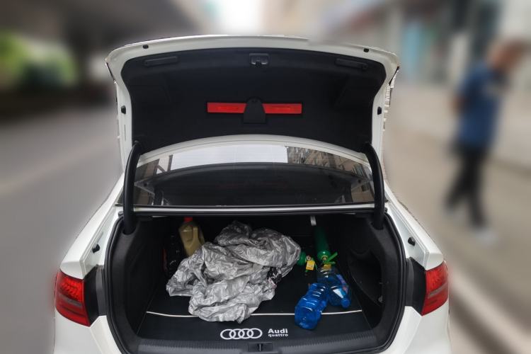 Used Audi A4L 2013 35 TFSI Automatic Technology Edition Trunk