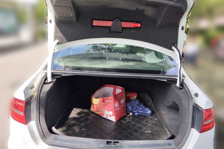Used Audi A4L 2013 35 TFSI Automatic Standard Model Trunk
