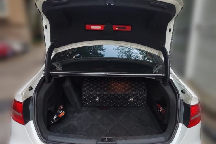 Used Audi A4L 2013 35 TFSI Automatic Comfort Model Trunk