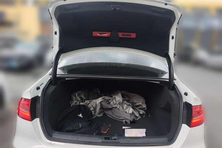 Used Audi A4L 2013 35 TFSI Automatic Standard Model Trunk