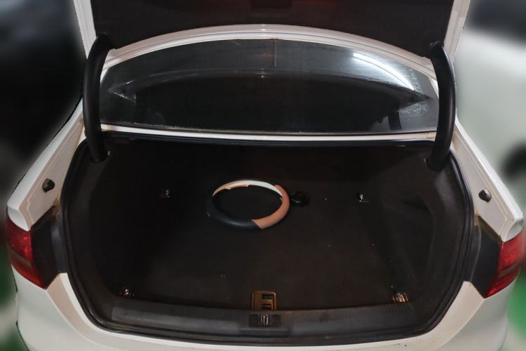 Used Audi A4L 2013 35 TFSI Automatic Standard Model Trunk