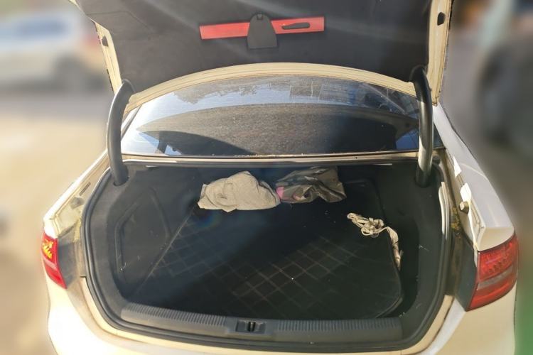Used Audi A4L 2013 35 TFSI Automatic Standard Model Trunk
