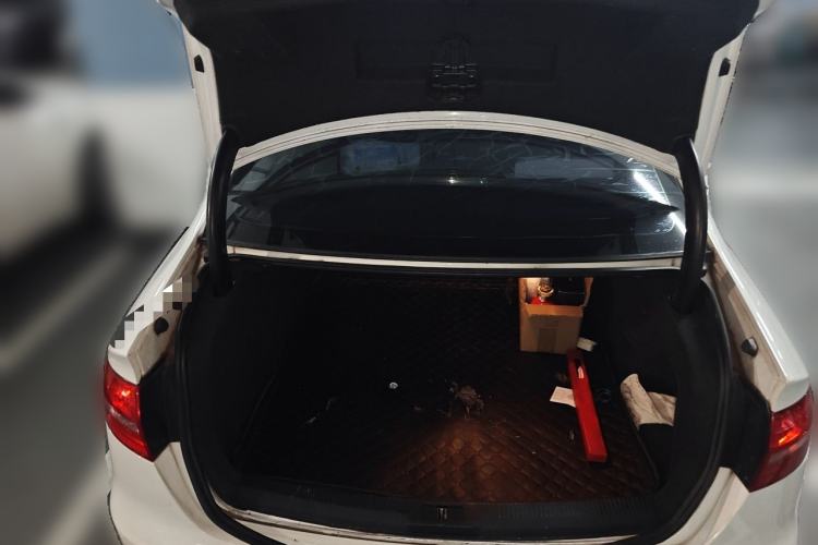 Used Audi A4L 2013 35 TFSI Automatic Standard Model Trunk