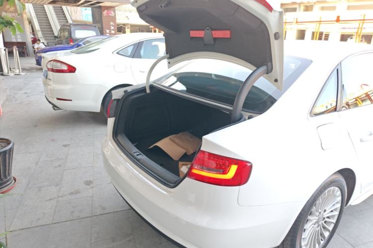 Used Audi A4L 2013 35 TFSI Automatic Standard Model Trunk