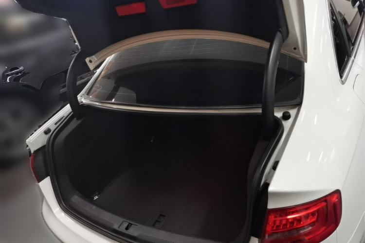 Used Audi A4L 2013 35 TFSI Automatic Standard Model Trunk