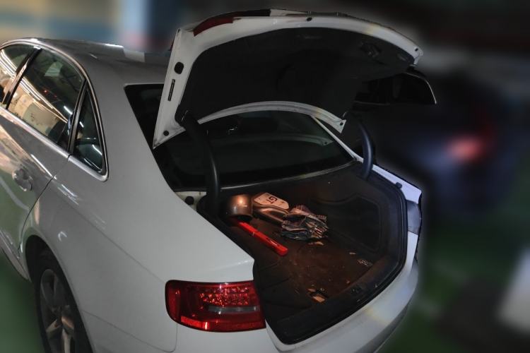 Used Audi A4L 2013 35 TFSI Automatic Standard Model Trunk
