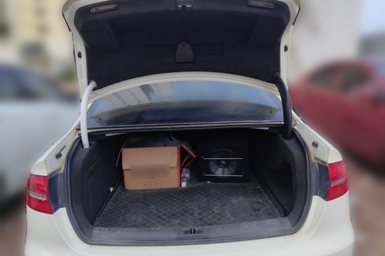 Used Audi A4L 2013 35 TFSI Automatic Comfort Model Trunk