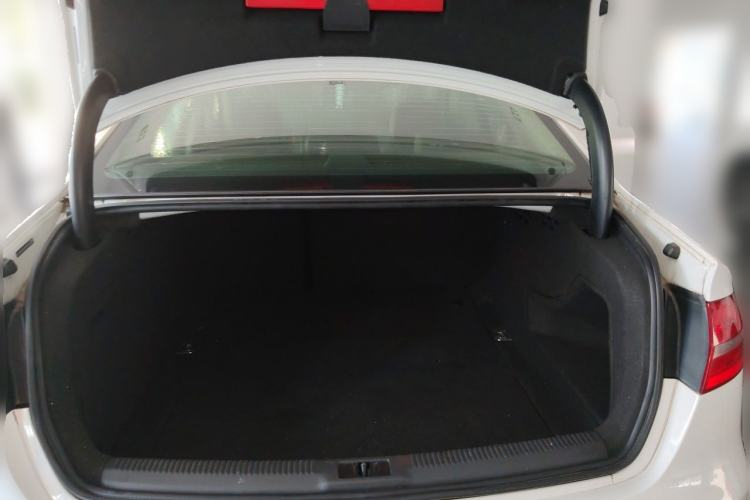 Used Audi A4L 2013 40 TFSI quattro Individual Sport Edition Trunk