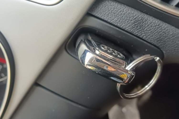Used Audi A4L 2013 30 TFSI Automatic Comfort Model Vehicle Key