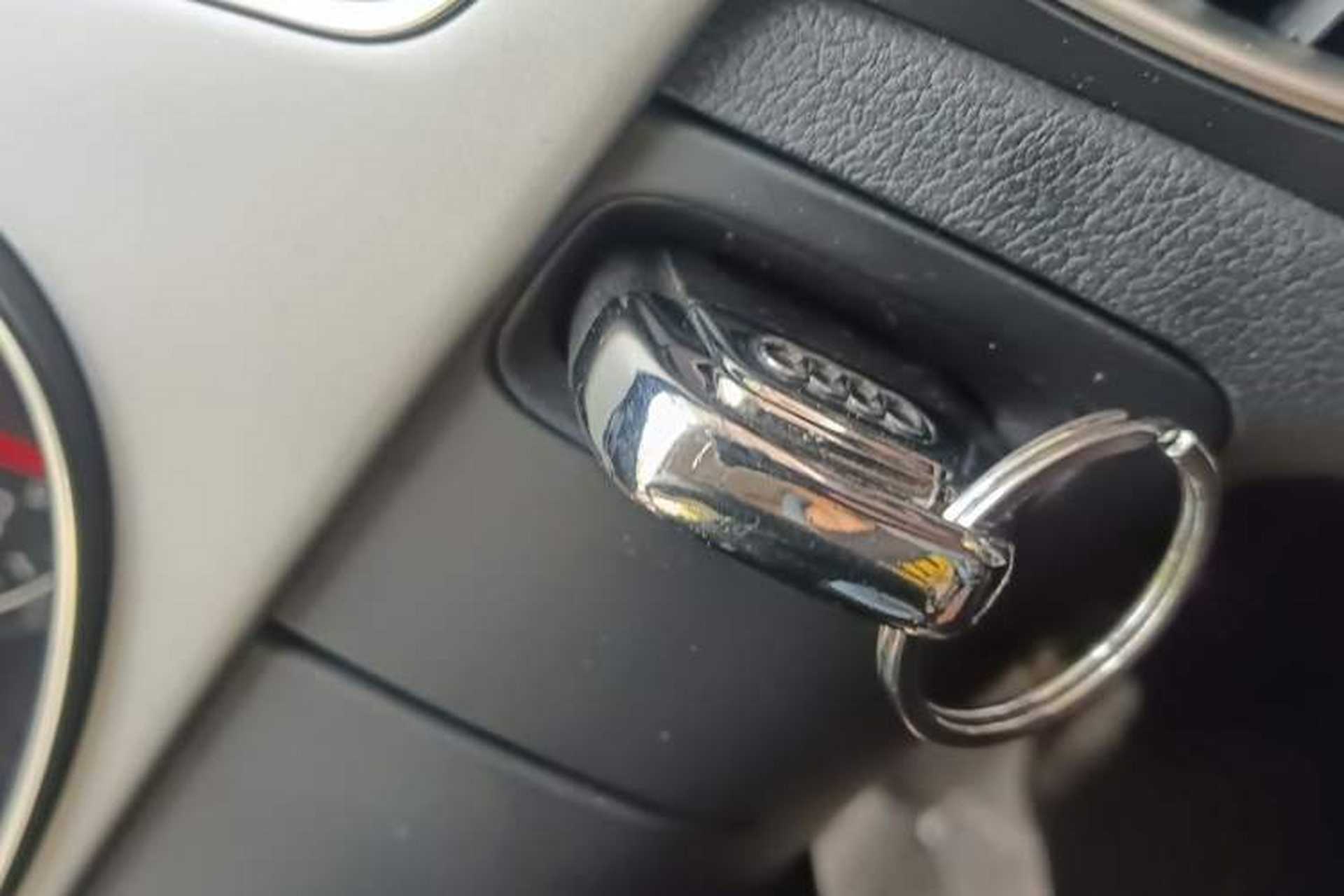 Used Audi A4L 2013 30 TFSI Automatic Comfort Model Vehicle Key