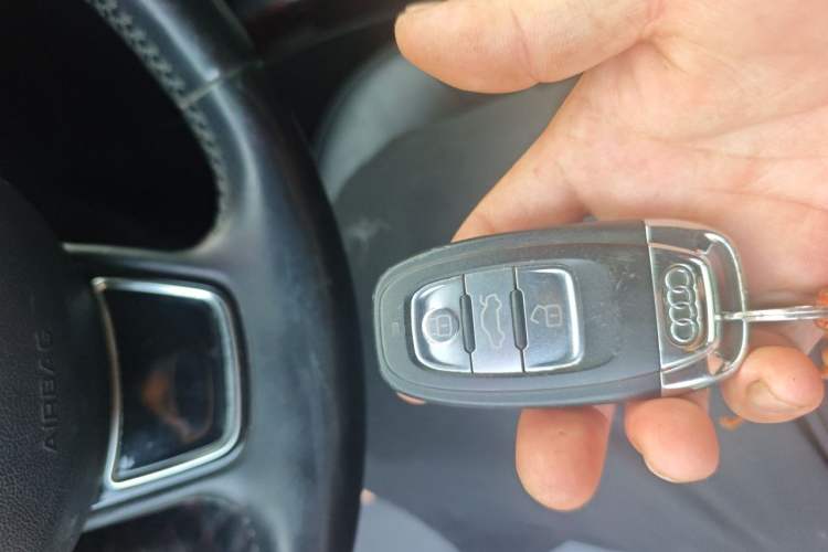 Used Audi A4L 2013 35 TFSI Automatic Technology Edition Vehicle Key