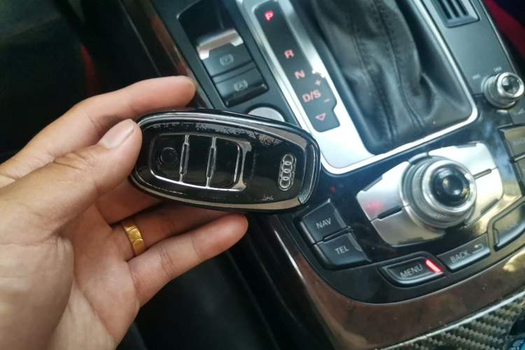 Used Audi A4L 2013 35 TFSI Automatic Technology Edition Vehicle Key