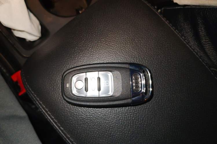 Used Audi A4L 2013 35 TFSI Automatic Technology Edition Vehicle Key