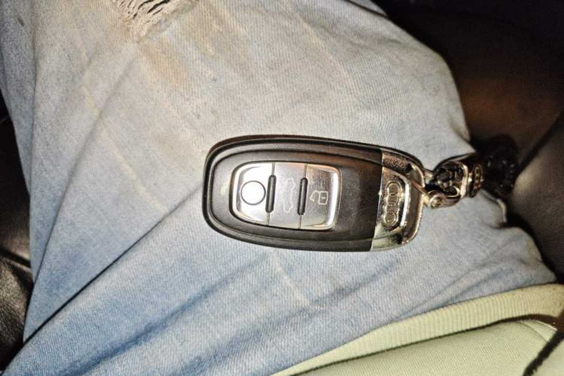 Used Audi A4L 2013 35 TFSI Automatic Comfort Model Vehicle Key