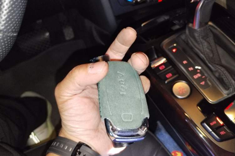 Used Audi A4L 2013 35 TFSI Automatic Technology Edition Vehicle Key