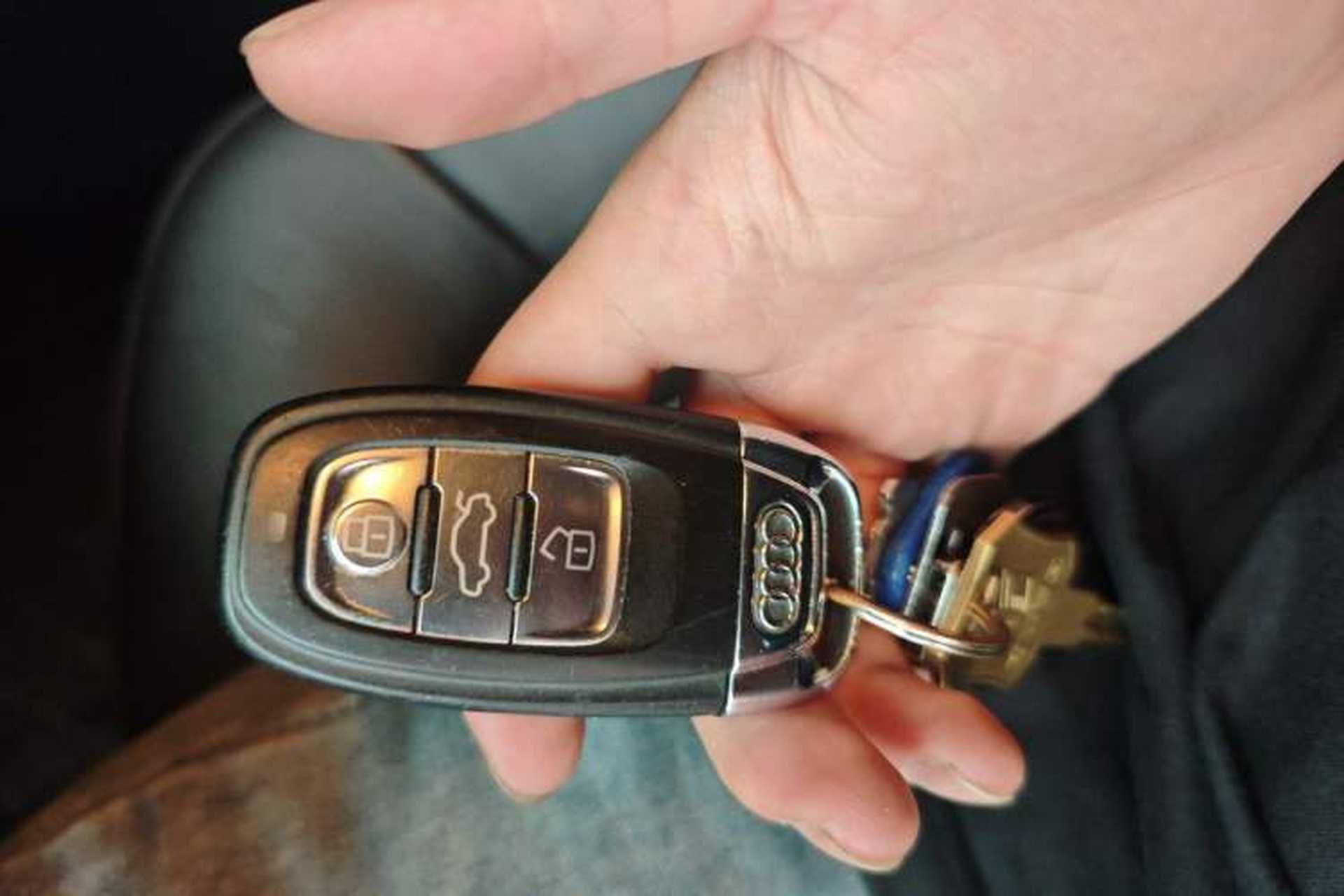 Used Audi A4L 2013 35 TFSI Automatic Comfort Model Vehicle Key