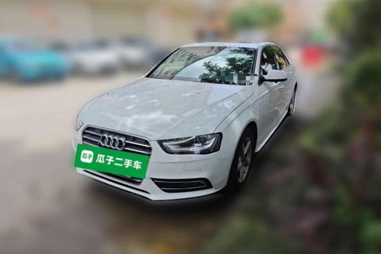 Used Audi A4L 2013 35 TFSI Automatic Comfort Model Guazi used car, China used car export, Used car for sale, Used Audi cars, Cheapest cars for sale