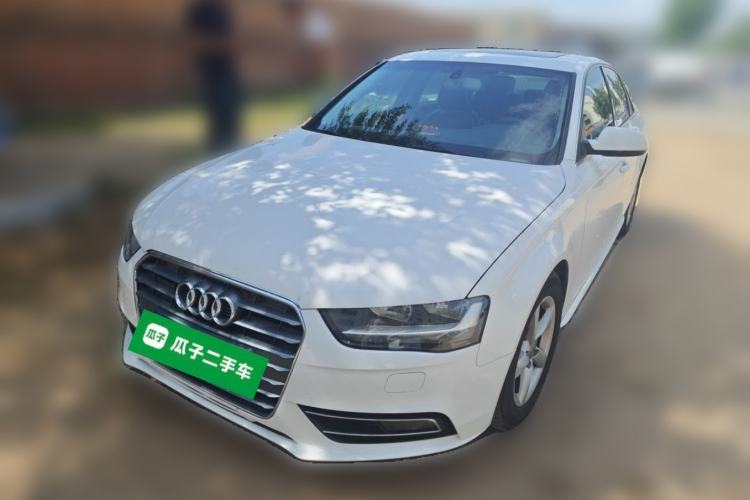 Used Audi A4L 2013 30 TFSI Automatic Comfort Model Guazi used car, China used car export, Used car for sale, Used cars, Cheapest cars for sale