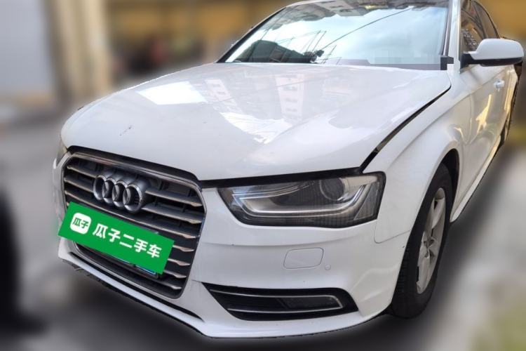 Audi A4L 2013 35 TFSI Automatic Comfort Model usado Guazi used car, China used car export, Used car for sale, Used cars, Cheapest cars for sale
