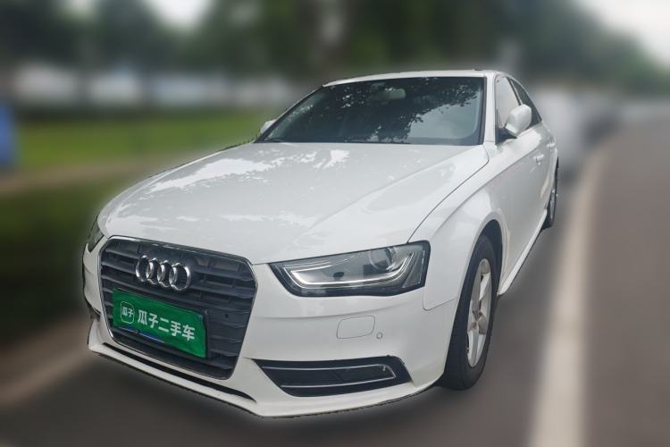 Used Audi A4L 2013 35 TFSI Automatic Comfort Model Guazi used car, China used car export, Used car for sale, Used cars, Cheapest cars for sale
