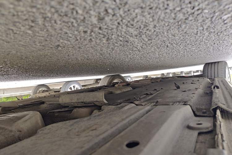 Used Audi A4L 2013 35 TFSI Automatic Comfort Model Chassis Rear Left